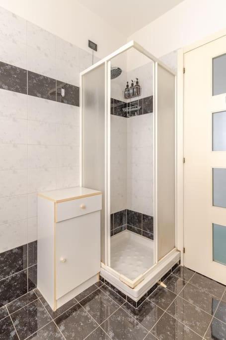 Thekeystudio, La Casa Del Mare Azzurro With Seaview Ventimiglia Exterior foto