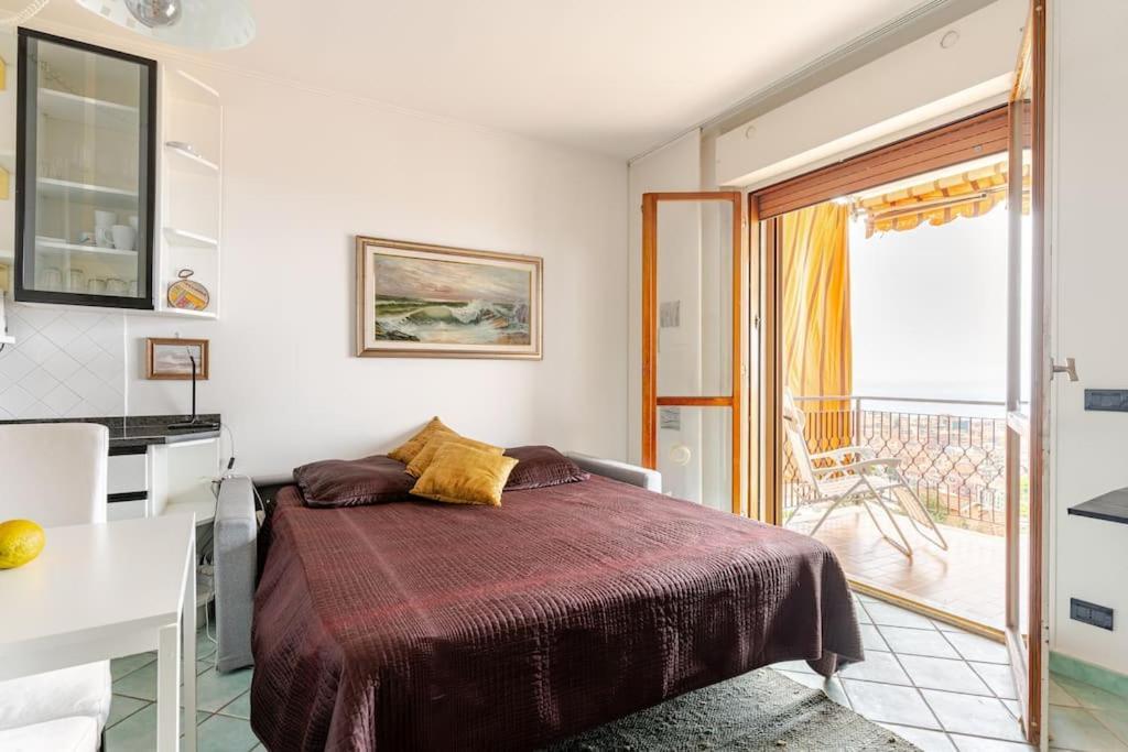 Thekeystudio, La Casa Del Mare Azzurro With Seaview Ventimiglia Exterior foto